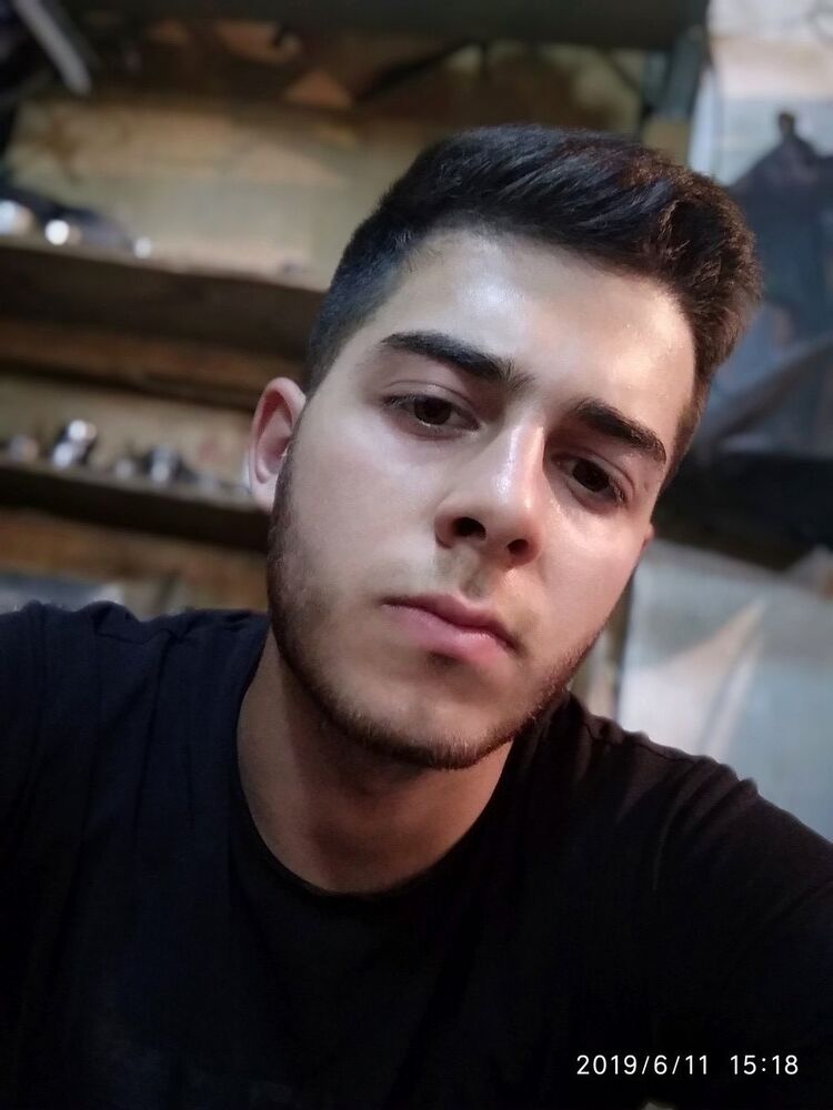  ,   Terlan, 26 ,  