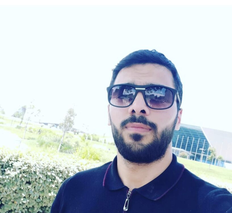  48390310  Faiq, 27 ,    