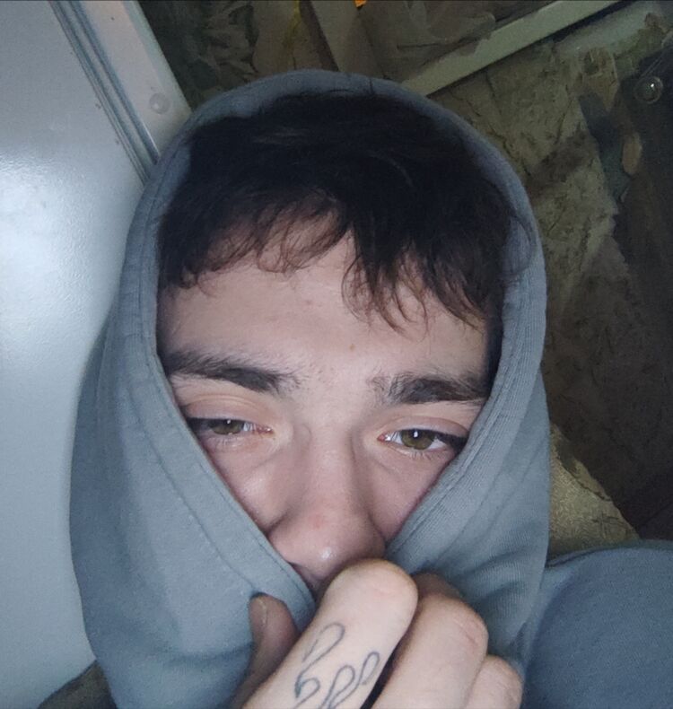  42639240  , 20 ,    
