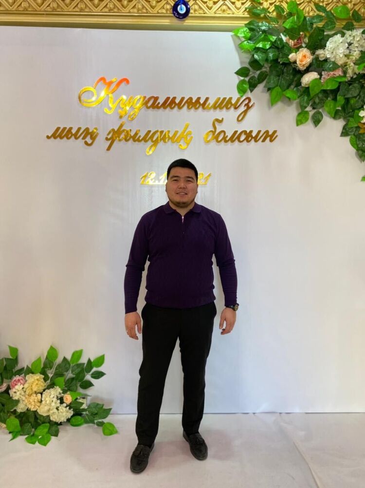  30577890  , 28 ,    