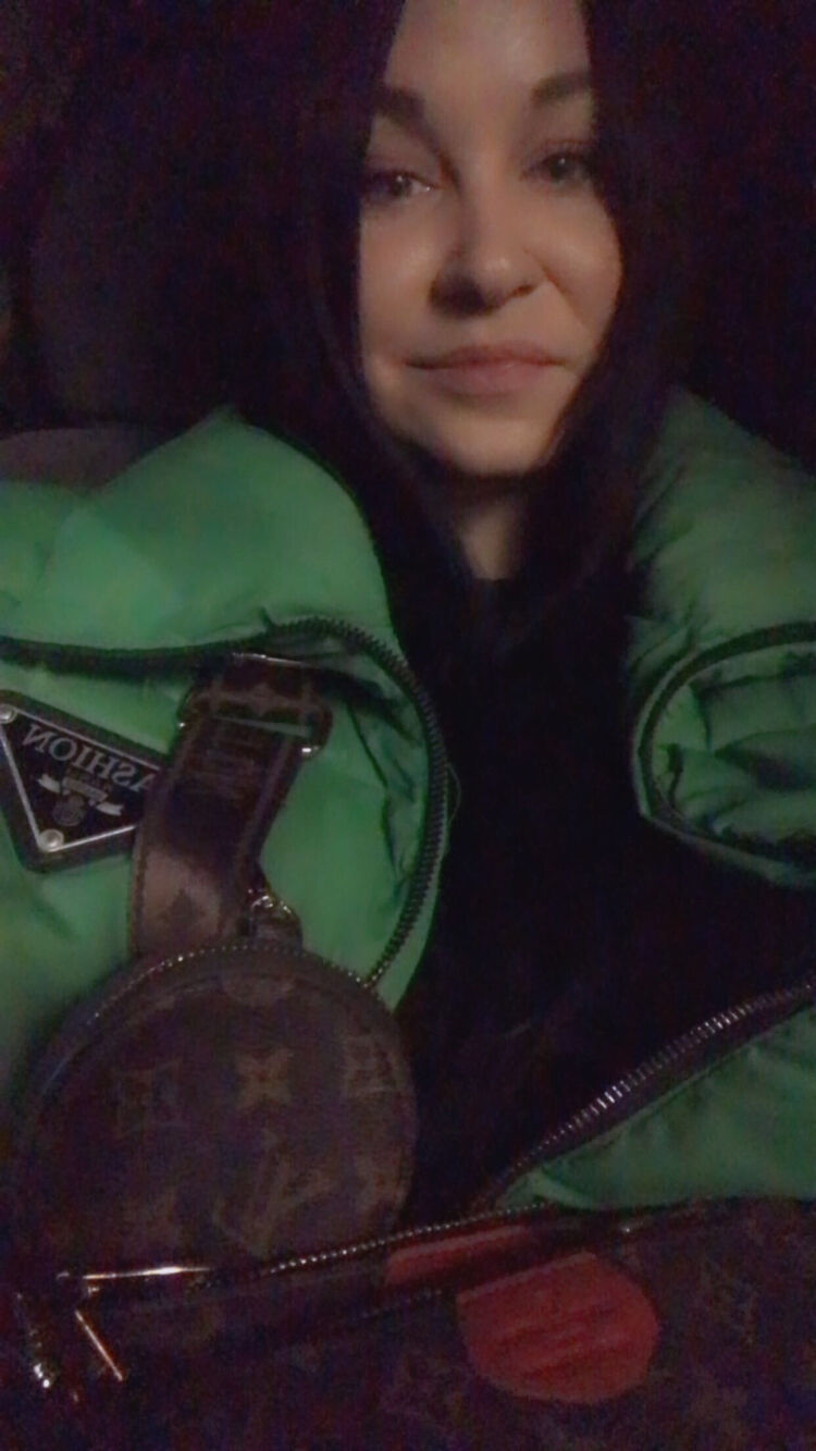 ���� 25699680 ������� ���, 33 ����, ���� ���������� � �������-��-����