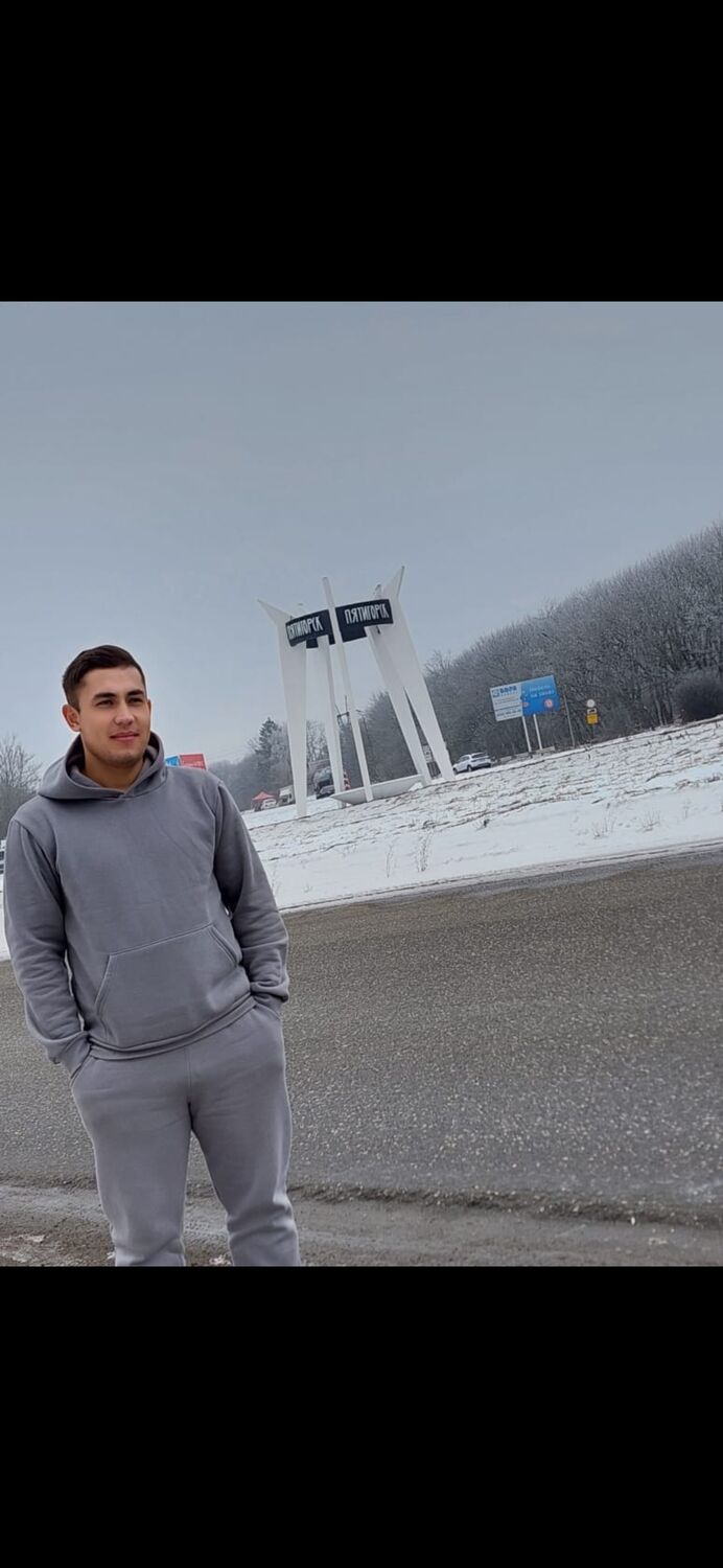  35999340  Serdar, 32 ,    --