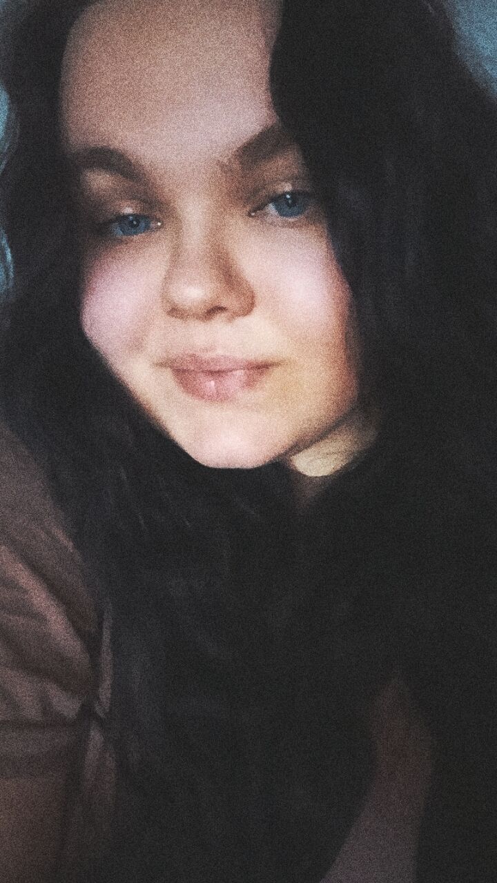  ,   Yana, 25 ,   c 
