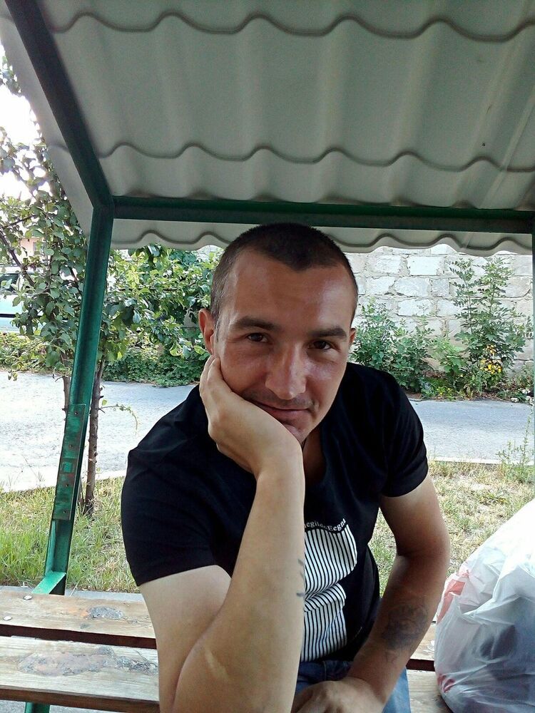  14958610  , 40 ,    