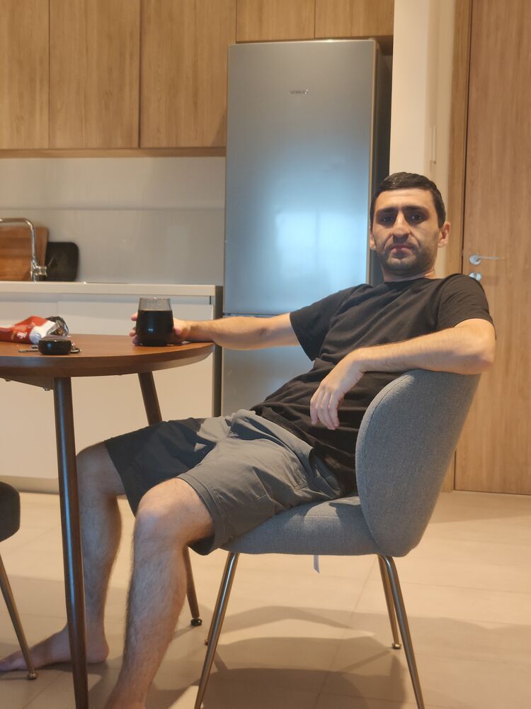  53860060  Shamil, 30 ,    