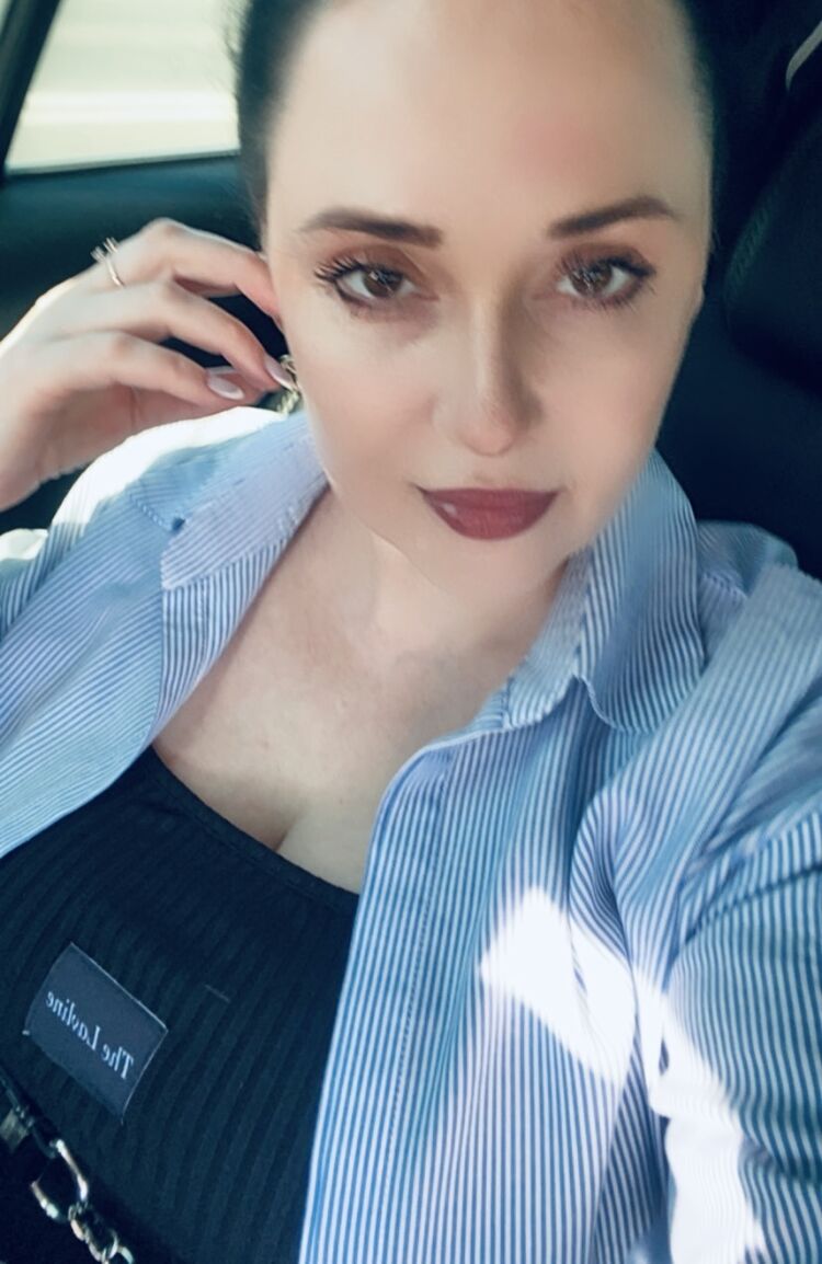  43542190  Ekaterina, 47 ,    