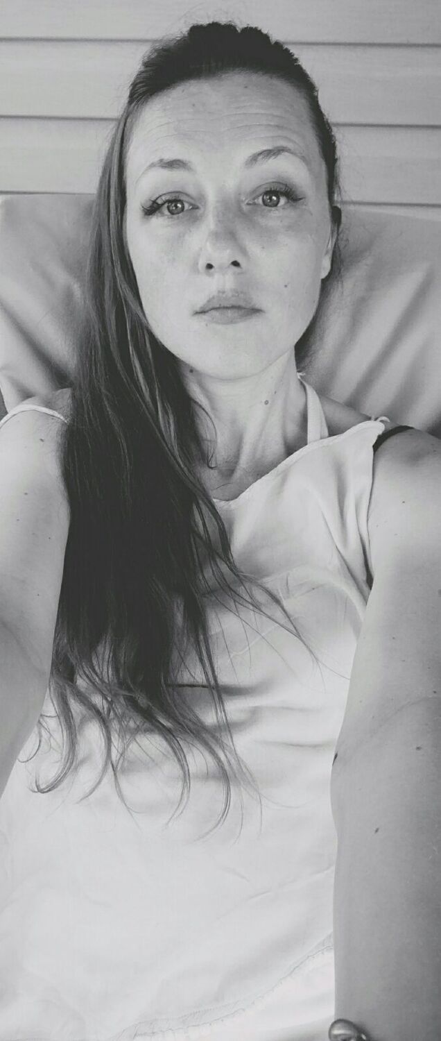  51294700  Veronika, 37 ,    