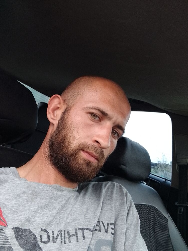 37442180  , 31 ,    
