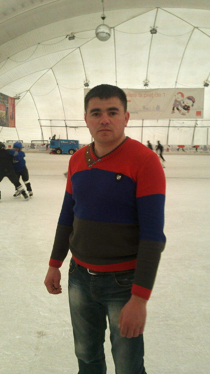  5846860  Ivan, 42 ,    