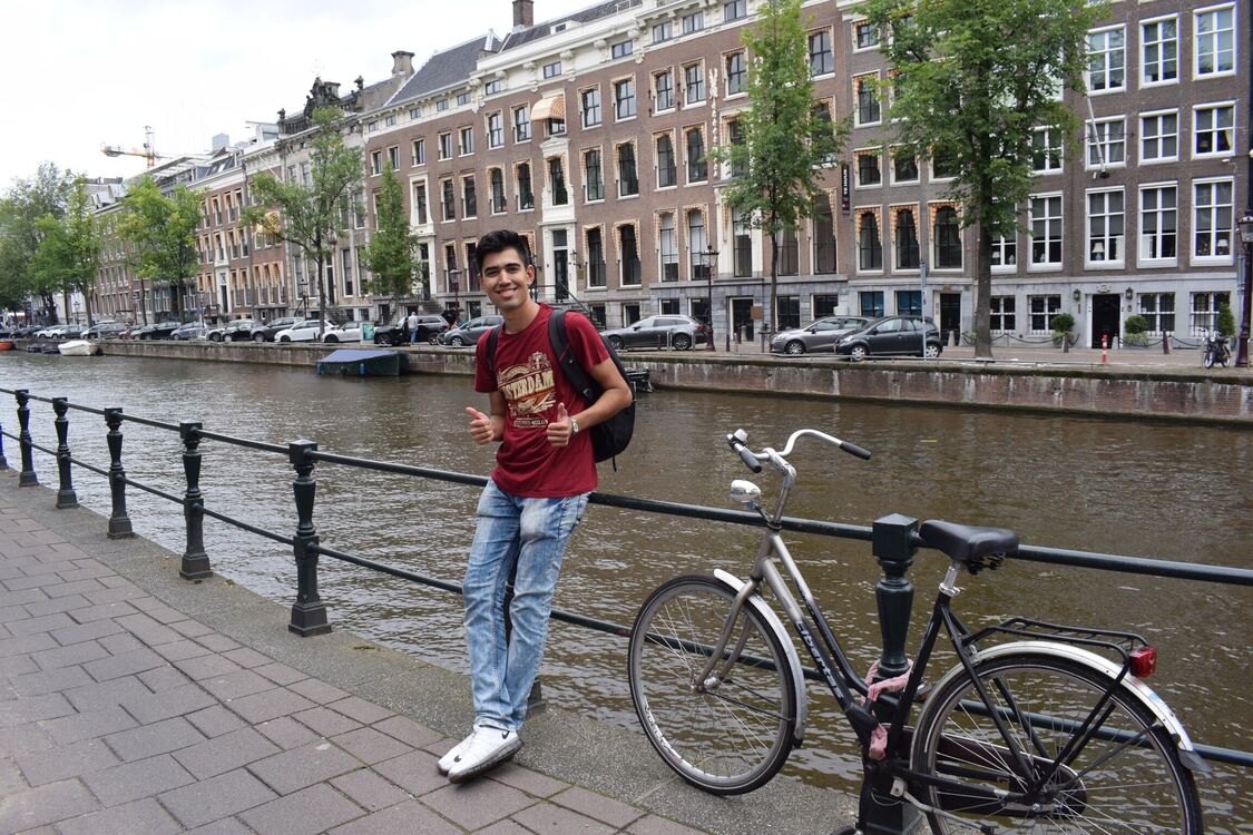  ,   Abror, 26 ,   ,   , c , 