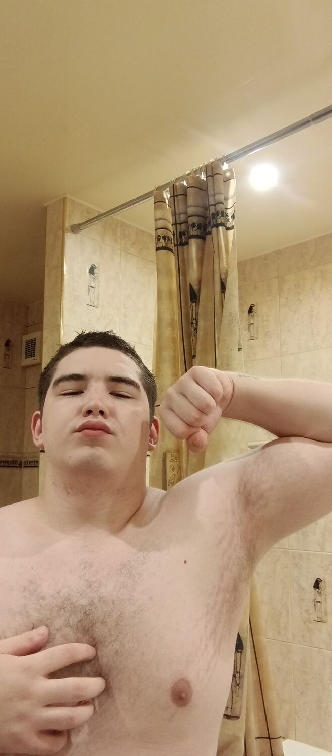  44945600  , 21 ,    -