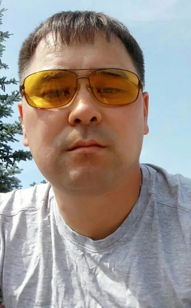  ,   Azamat, 43 ,  