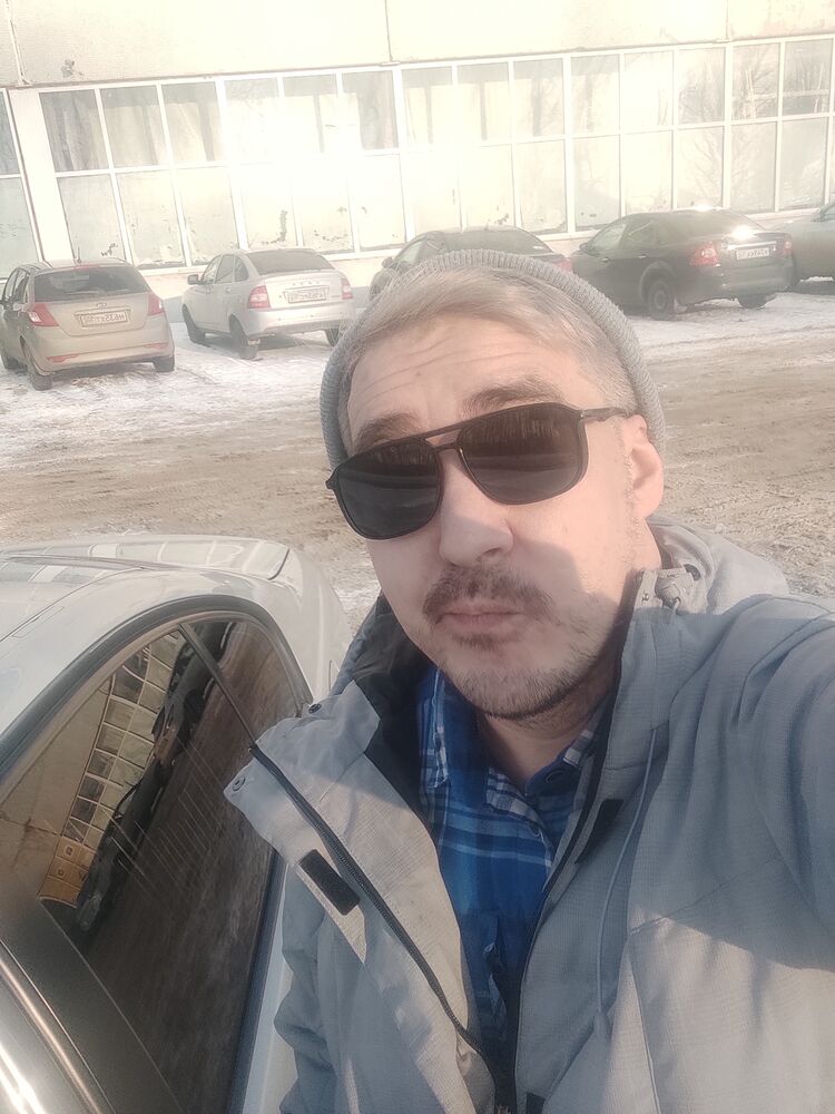  47129570  Eldar, 37 ,    