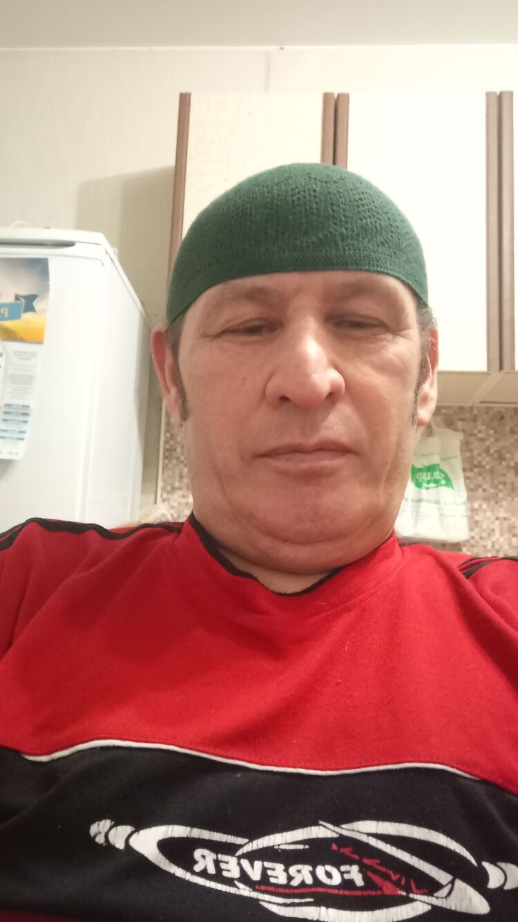  33722290  Furqat, 54 ,    