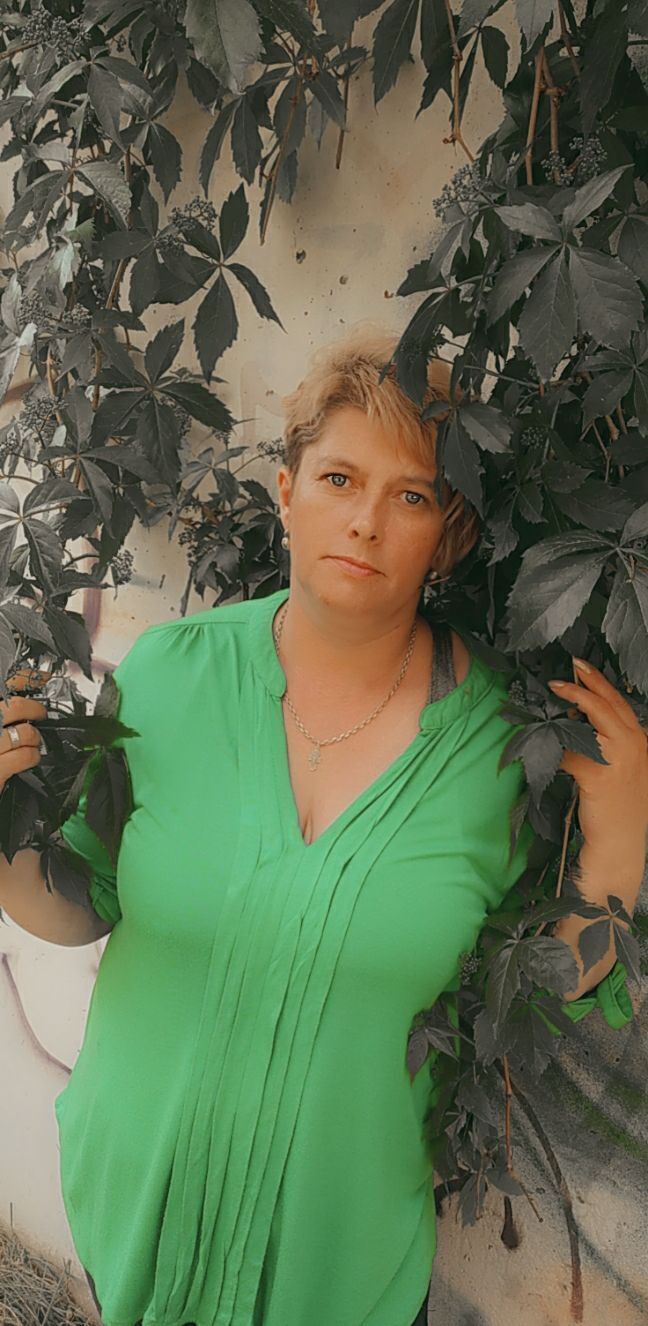  28226480  Oksana, 49 ,    