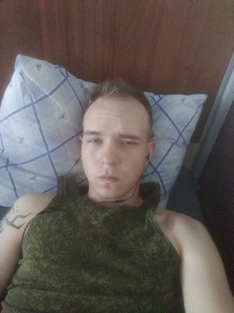  28090740  Kirill, 24 ,    