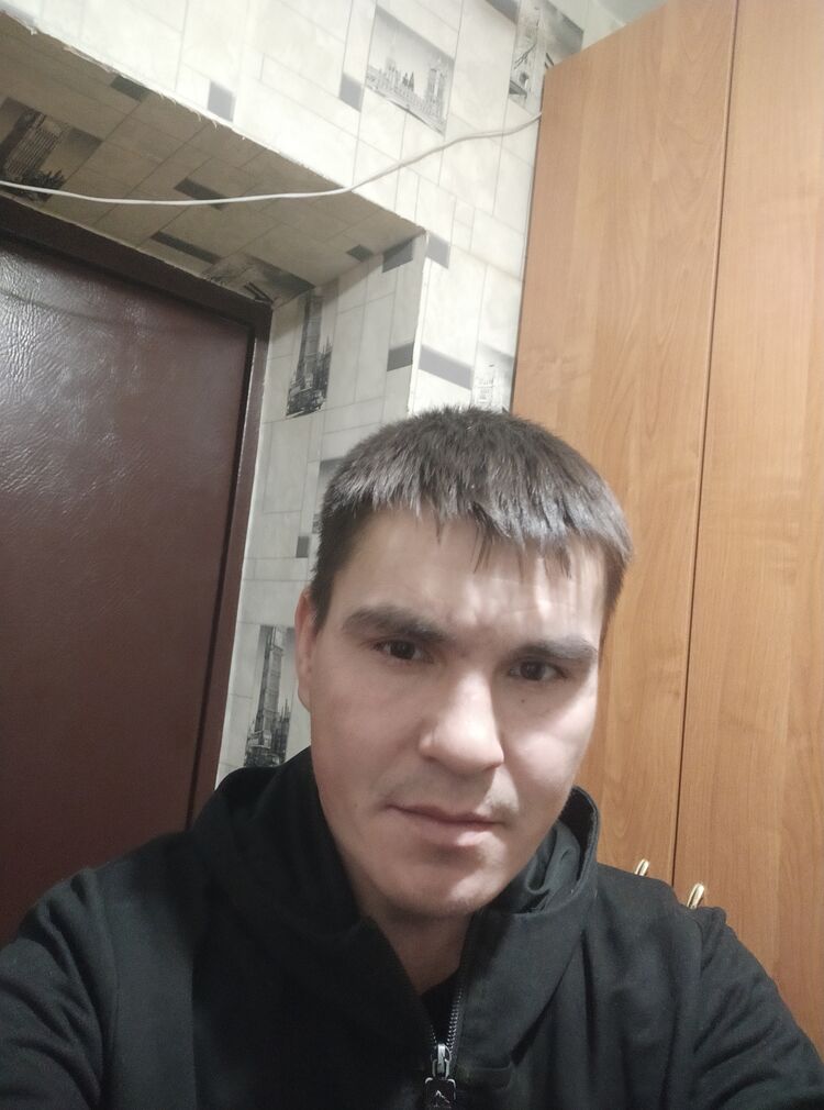  ,   Sergey, 41 ,   c 