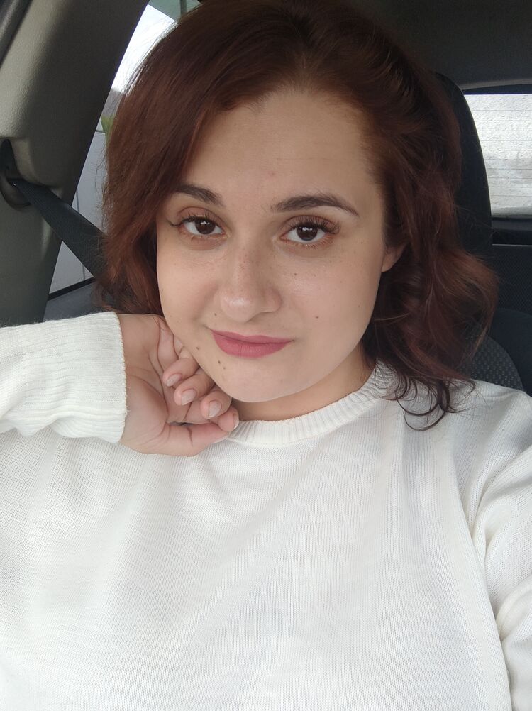  45952090  Viktoria, 32 ,    