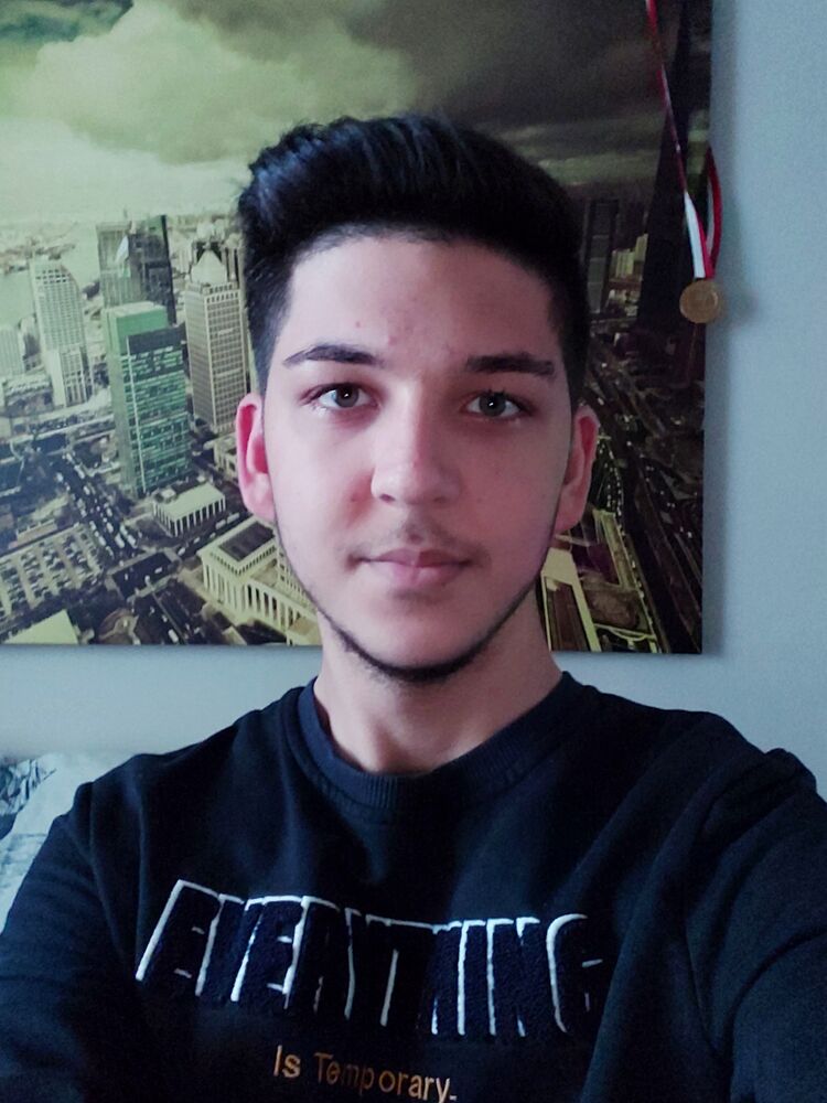  ,   Berkay, 22 ,   ,   , c 