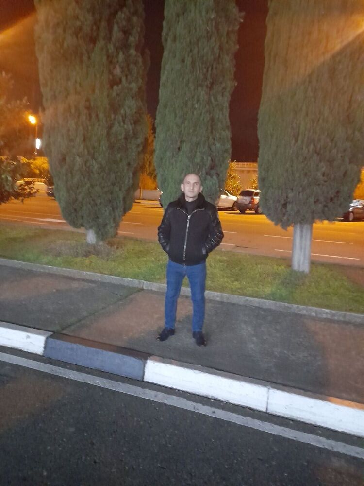  33272920  , 42 ,    