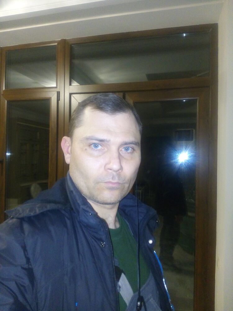  32486390  , 49 ,    