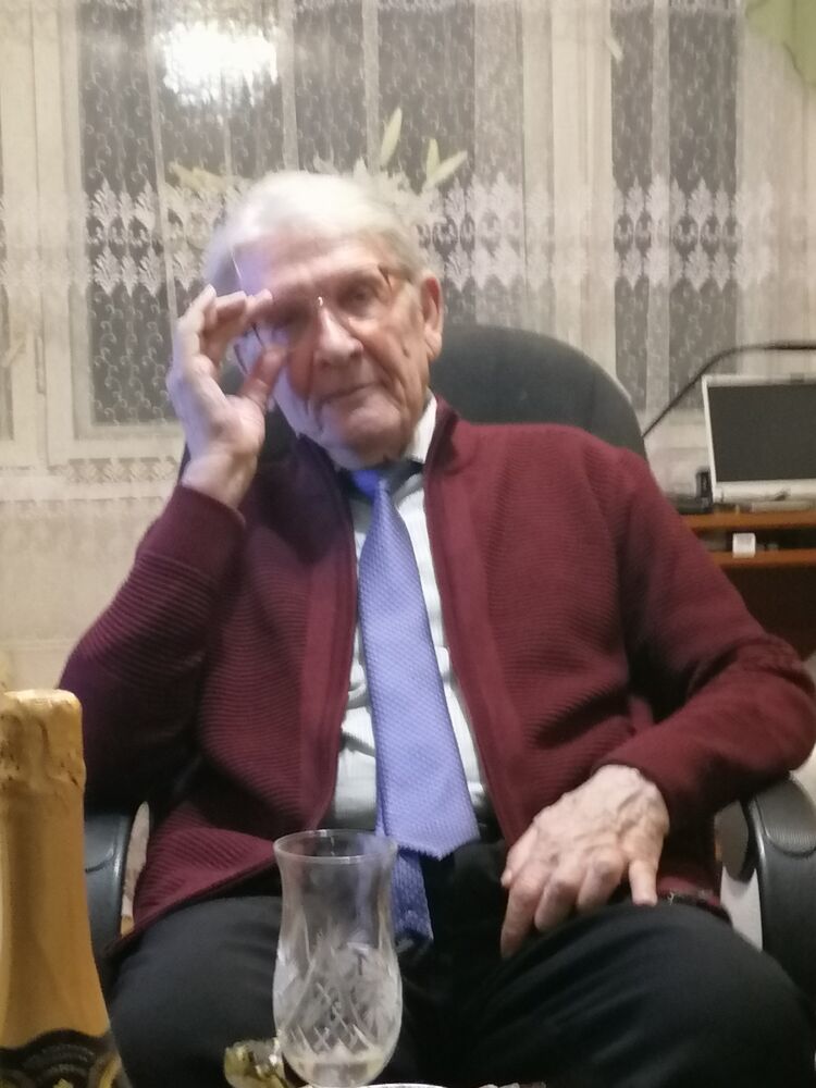  ,   , 82 ,   ,   
