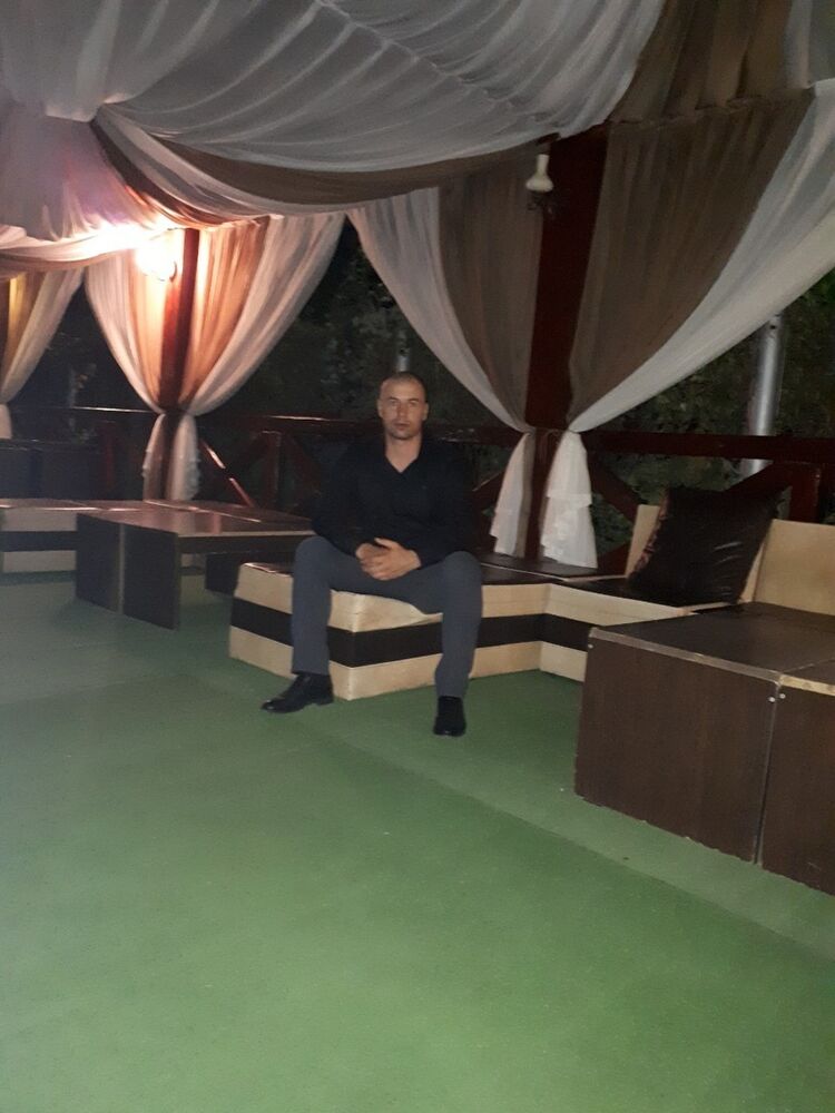  ,   Andrei, 39 ,   ,   , c 