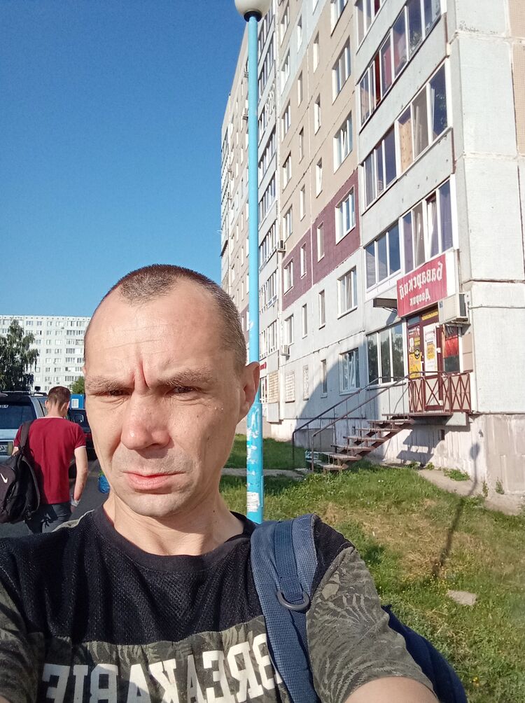 30332770  Pasha, 45 ,    