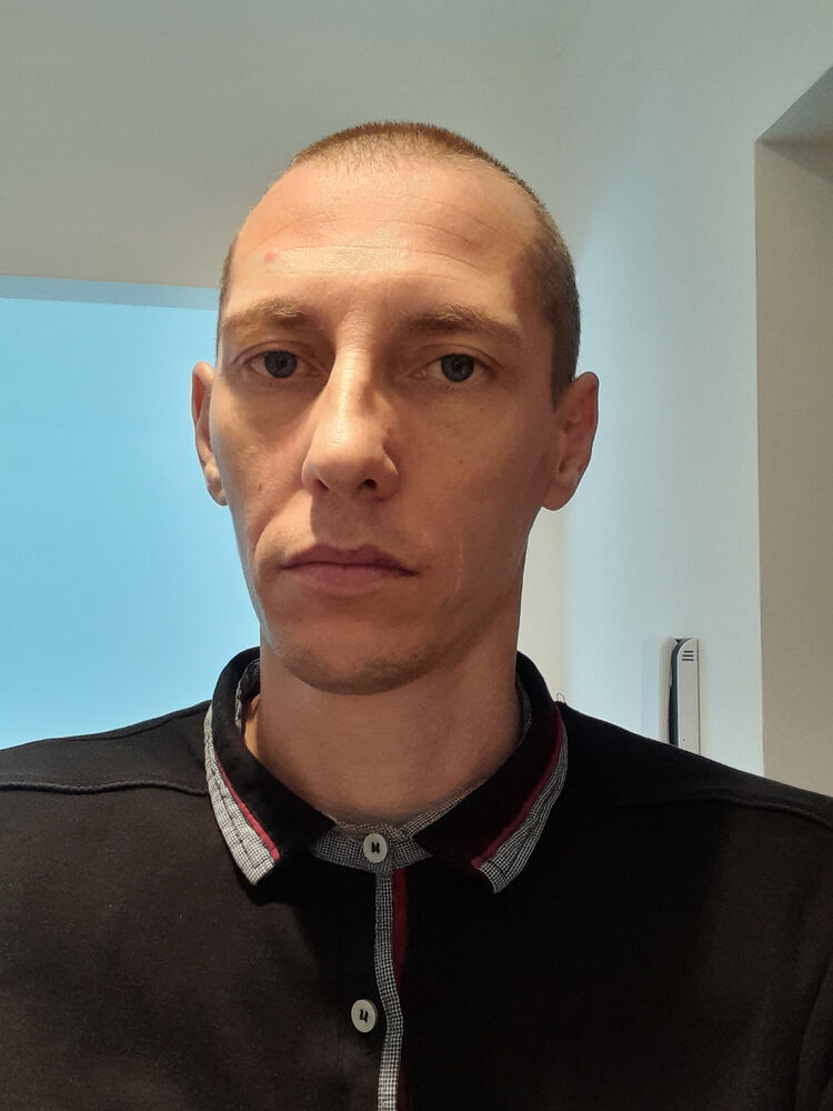  Swiebodzice,   , 39 ,   ,   , c , 