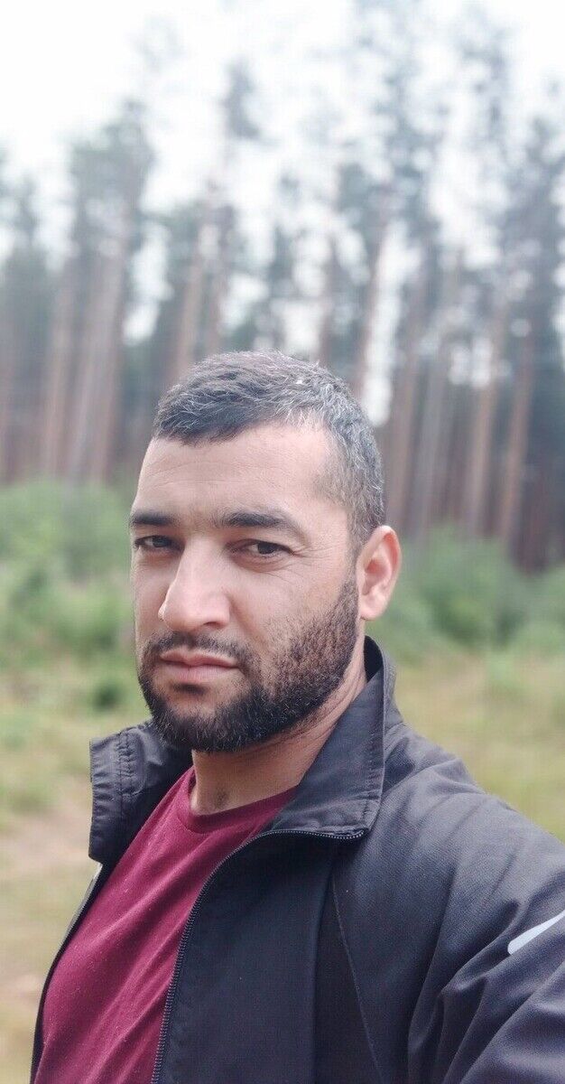  20598590  Abdurahim, 34 ,    -