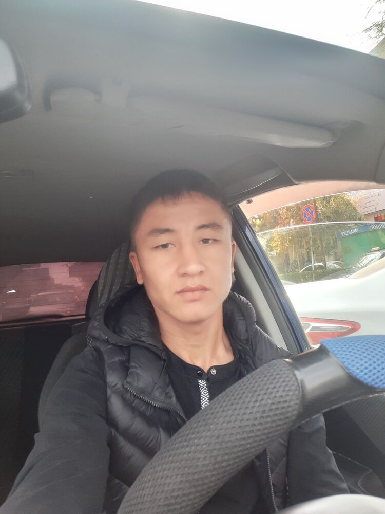  18050780  , 32 ,    