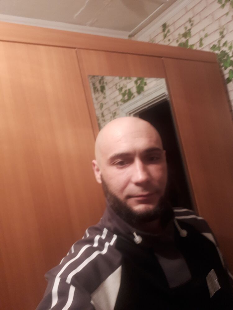  40596260  , 33 ,    --