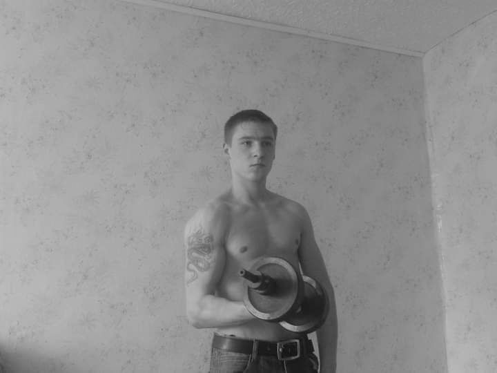 32198210  Kevin, 34 ,    
