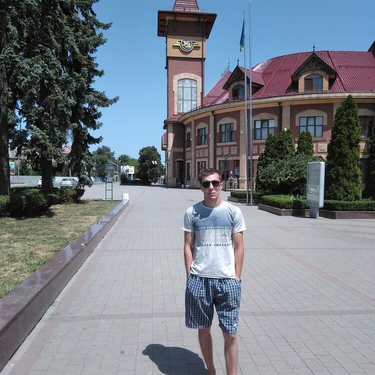  18838830  Roma, 27 ,    