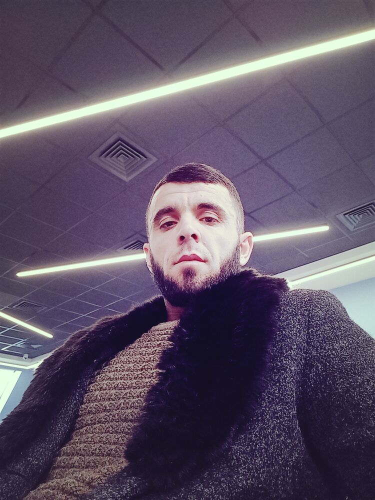  37805840  Rustam Jon, 34 ,    -