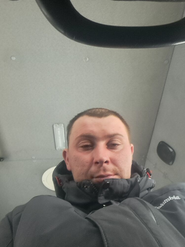  49983770  , 28 ,    