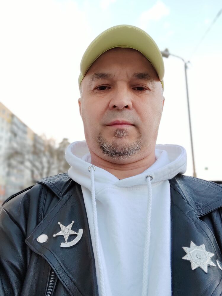  47732620  , 52 ,    