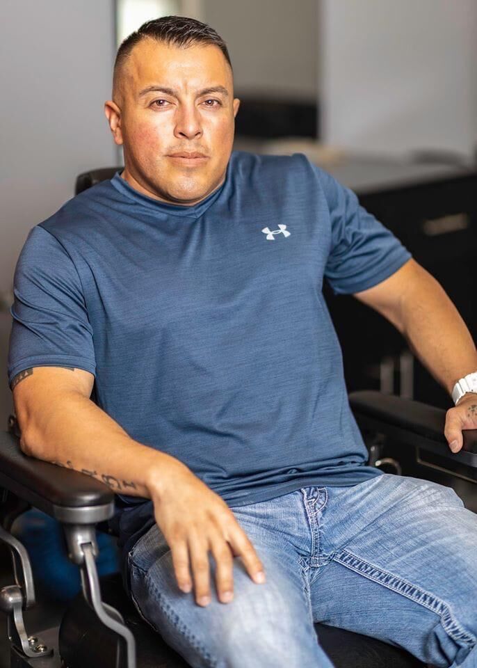  48376620  Ryan Silva, 39 ,    Evanston