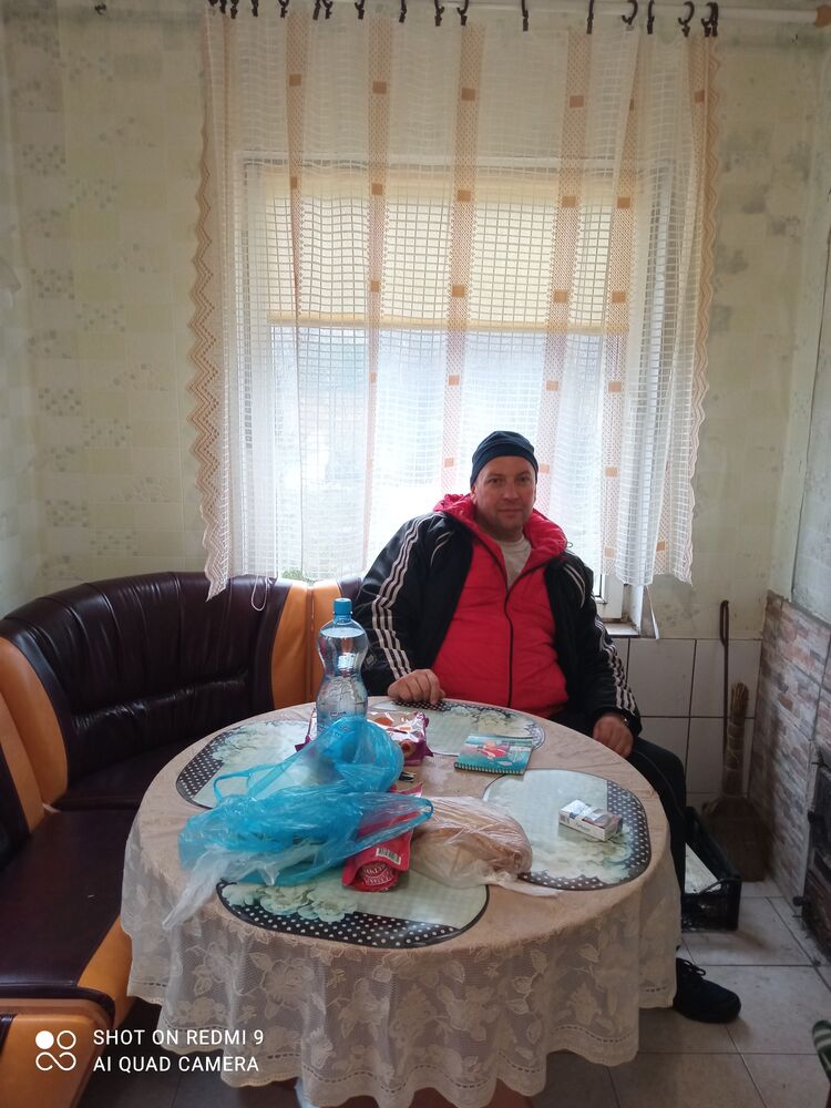  ,   Sergey, 50 ,     