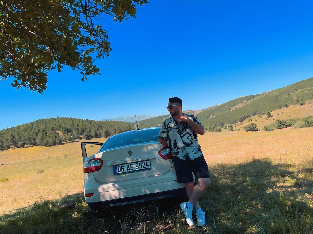  ,   Mirsad, 32 ,   ,   