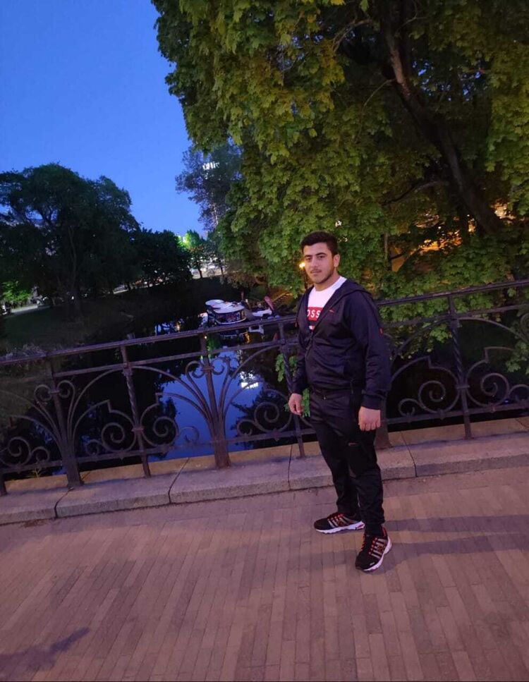  28443210  Asif, 23 ,    