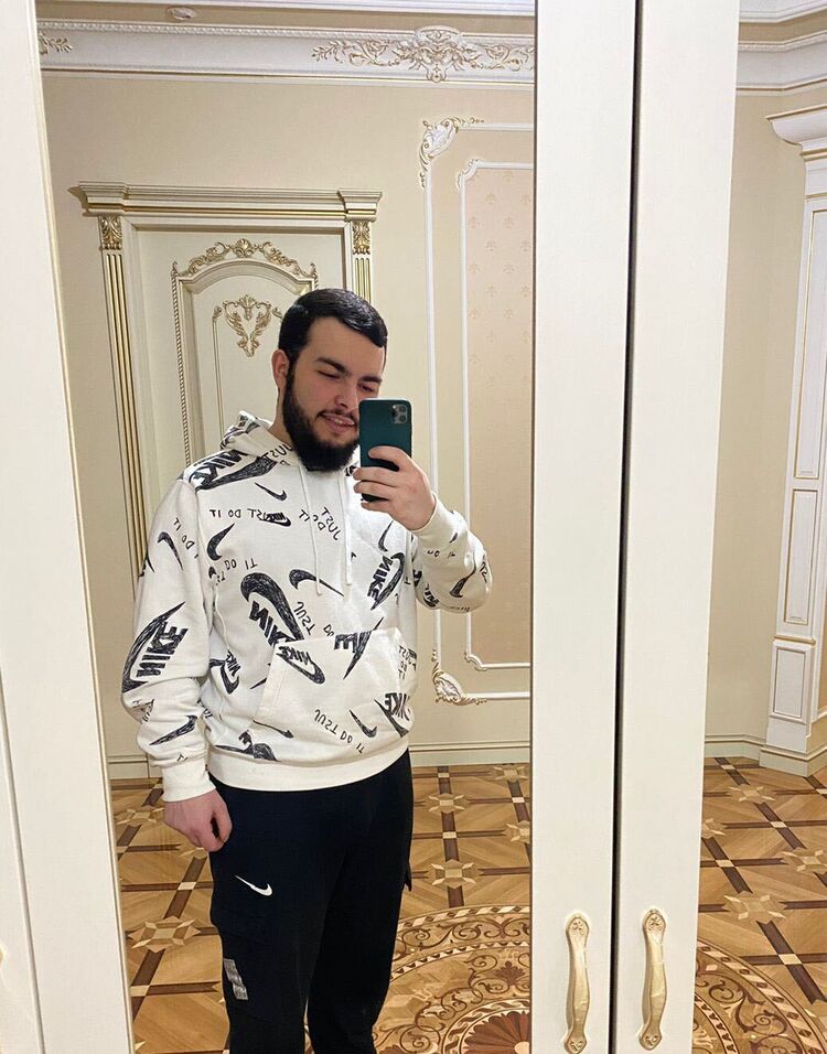  ,   , 28 ,   ,   