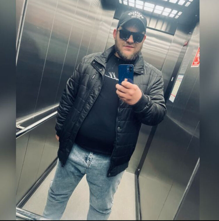  43509720  , 28 ,    