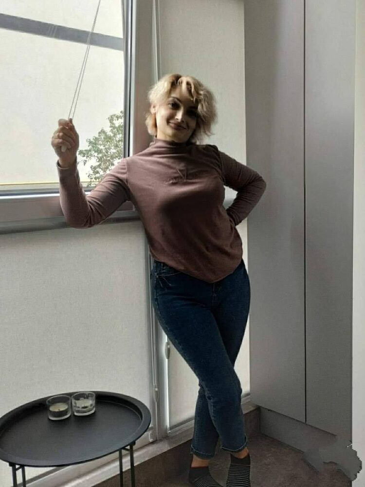  ,   Nadijka, 47 ,   ,   