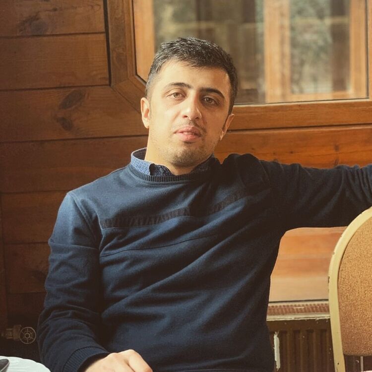  46352530  Zaur, 31 ,    
