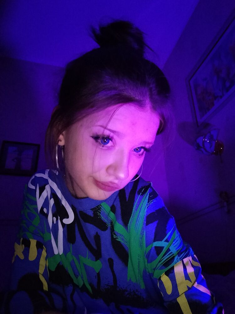  33689350  , 20 ,    