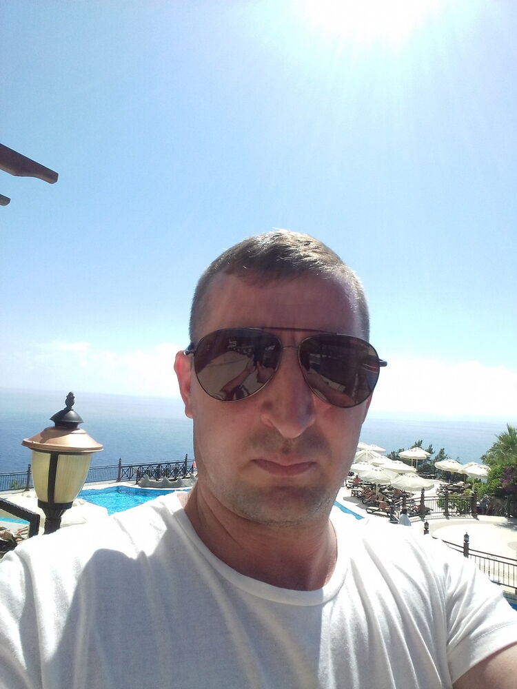  ,   Andrei, 44 ,  