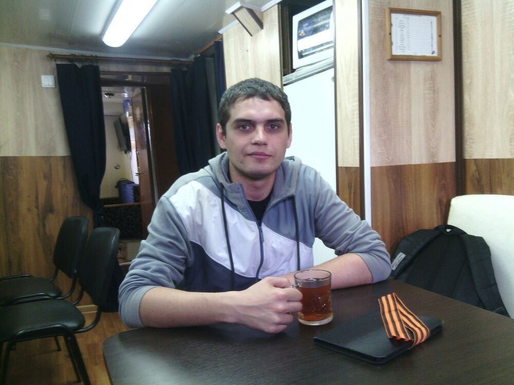  ,   Dmitriy, 38 ,  