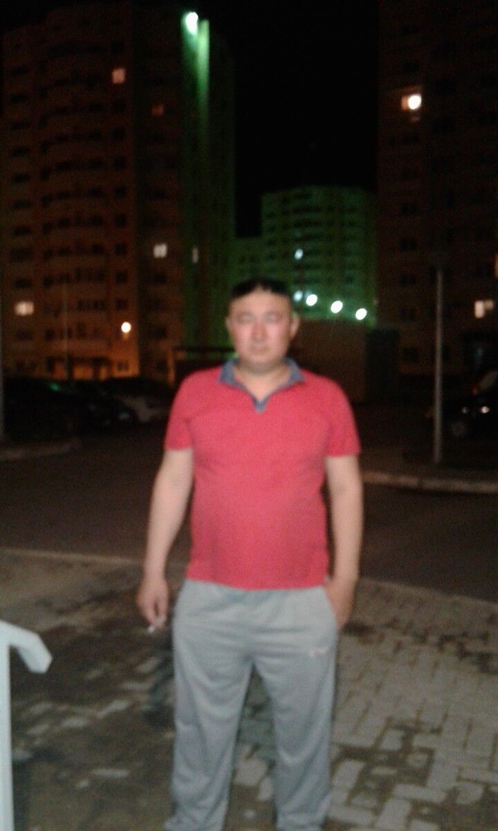  9489470  Ilias, 40 ,    