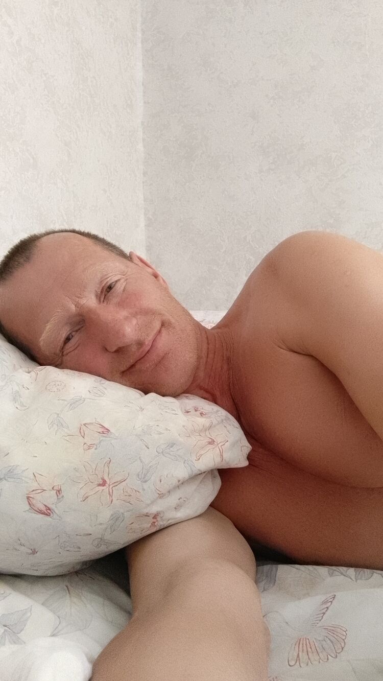  44326230  , 47 ,    